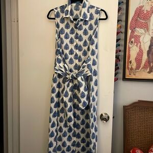 J. McLaughlin XL sleeveless Orla dress. White/Blue Neo Botanical Beach print